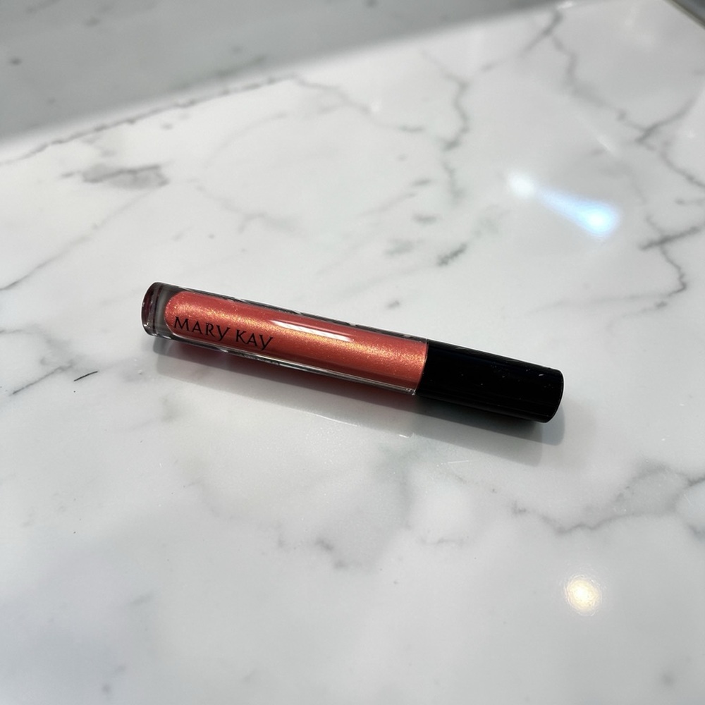 Mary Kay Fancy Nancy Lip Gloss Shimmer Peach Coral Unlimited Lip Gloss